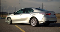 2018 Toyota Camry LE what reviews are owners saying about it?