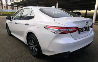 9 cons and 9 pros of the new Toyota Camry. Engine life, is it worth buying?