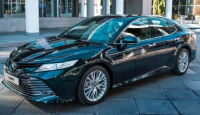 Toyota Camry 2019 what is the trim and price?ф