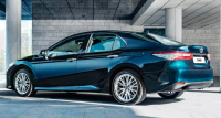 Toyota Camry 2019 what is the trim and price?