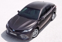 The new Toyota Camry and Camry Hybrid. Practicality and reliability.