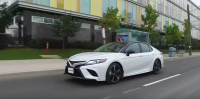 Review: Toyota Camry SE 2.5L - 2018 what features?