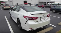 Review: Toyota Camry SE 2.5L - 2018 what features?