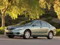What are the problems with the Toyota Camry 2011?