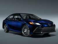 Toyota Camry 2020: the updated look of the legendary business sedan