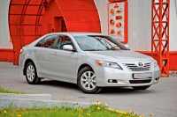 Toyota Camry V40 - what is the secret of success?