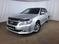 Toyota Camry XV50 or Mazda 6 III which should I choose?