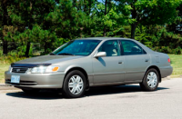 What are the features of a 1997 - 2001 Toyota Camry?